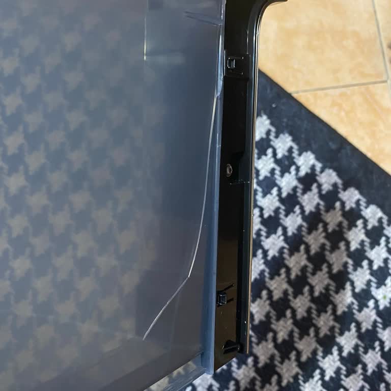 Kırık Ürün Ve Yetersiz Müşteri Hizmeti: İade Talebim Cevapsız Kaldı