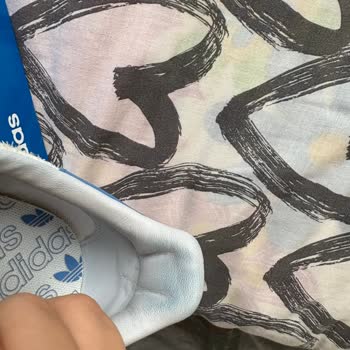 Yeni Alınan Pantolon Ayakkabımda Kalıcı Leke Bıraktı Mağaza Çözüm Sunmadı