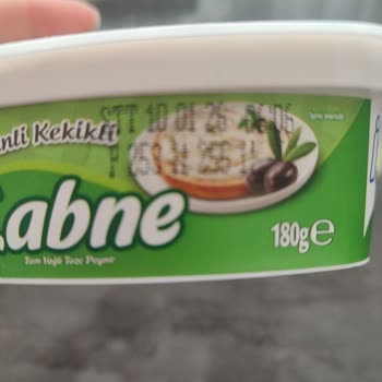 İçim Labne Peynirde Son Kullanma Tarihi Öncesi Küf Oluşumu