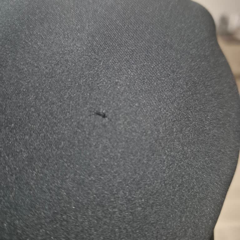 Kusurlu Tayt İçin Değişim Veya İade Hakkım Reddedildi