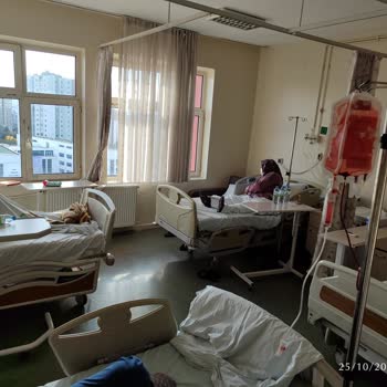 Onkoloji Servisinde Temizlik Ve Hasta Bakıcı Eksikliği Mağduriyeti