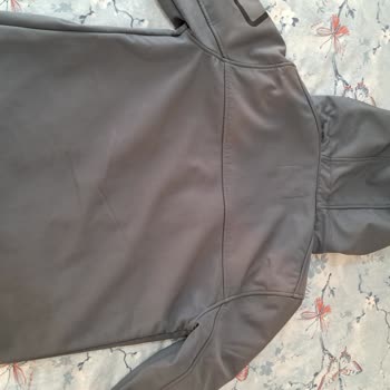 Satın Aldığım Montta 2 Yıl İçinde Renk Solması Sorunu Ve Değişim Talebi