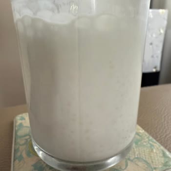 Bozuk Kefir Mağduriyeti: Son Kullanma Tarihi Geçmemiş Ürün Köpüklü Ve Ekşi Çıktı