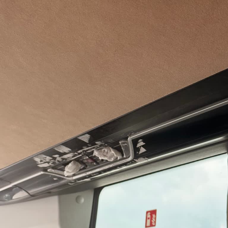 Varan Turizm'de Eski Ve Konforsuz Otobüsle Rahatsız Edici Yolculuk Deneyimi