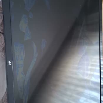 Kırık Gelen Televizyon Ve Müşteri Hizmetlerine Ulaşamama Sorunu