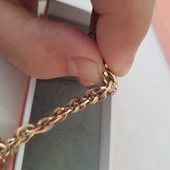 Aldığım Altın Bileklikte Üretim Hatası Ve Fatura Sorunu: Ücret İadesi Talebim Karşılanmadı