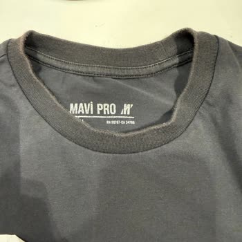 Mavi Tişörtte Tiftiklenme Renk Solması Ve Baskı Çıkması Sorunları Yanıtsız Kaldı