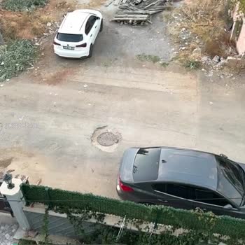 Mersin Yenişehir Belediyesi Rögar Kapağının Demirlerinin Kapatılması