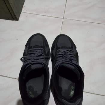 Kısa Sürede Deforme Olan Ayakkabı İçin Çözüm Bulunmuyor