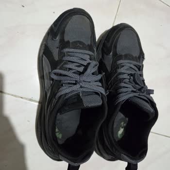 Kısa Sürede Deforme Olan Ayakkabı İçin Çözüm Bulunmuyor