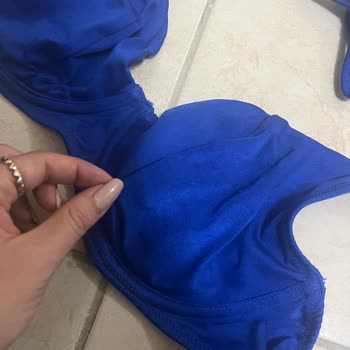 Bikini Kumaşı Eridi Mağaza Müdürü İlgisiz Davrandı Değişim Talebim Reddedildi