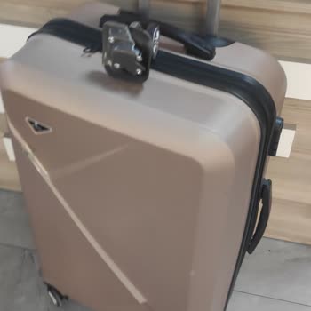 Akhisar Seyahat Seyahat Sırasında Bavulumun Zarar Görmesi ve İlgisiz Yaklaşım