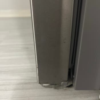 Bosch Buzdolabında Paslanma Ve Garanti Kapsamında Çözüm Sunulmaması!