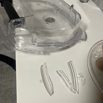 Garanti Kapsamındaki Kurutma Makinesinin Su Haznesi Kırıldı