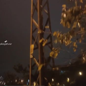Enerjisa Başkent Perakende Sokak Elektrik Kablolarının Bizim Değiştirmemizi Söylüyor