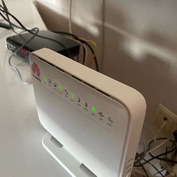 Bitmeyen Taahhüt Bahanesiyle Eski Modem Satışı Ve İade Talebim