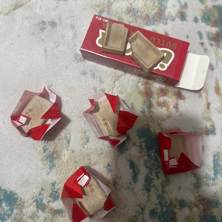 Son Kullanma Tarihi Geçmemiş Çikolatalar Beyazlamış Çıktı Sağlık Endişesi Yaşadım