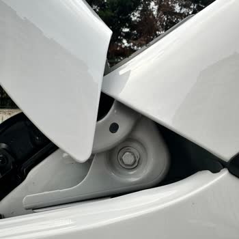 Sıfır Araçta Teslimat Sonrası Boya Ve Hasar Şüphesi: Mağduriyetimin Giderilmesini İstiyorum