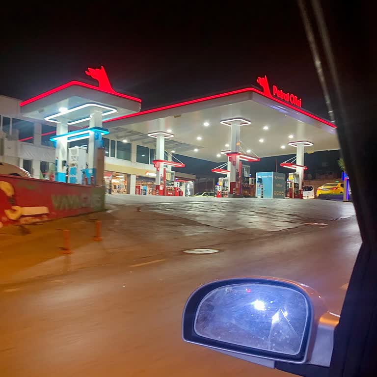 Petrol Ofisi İstasyonunda Personel Şiddeti Ve Tuvalet Hijyen Sorunu