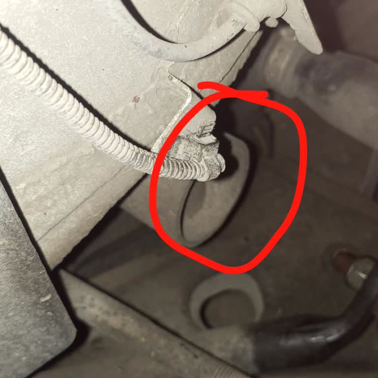 Serviste Kablo Hatası Ve Bilgilendirme Eksikliği: Sorunum Hala Çözülmedi