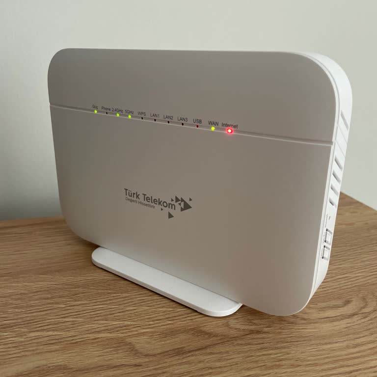 İnternet Arızası Ve Yetersiz Müşteri Desteği Nedeniyle Mağduriyet Yaşıyorum