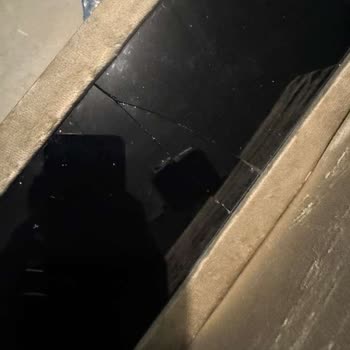UPS Türkiye İle Gönderdiğim Kargolar Hasarlı Teslim Edildi, Zararım Karşılanmıyor