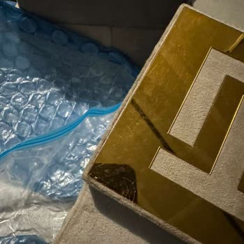 UPS Türkiye İle Gönderdiğim Kargolar Hasarlı Teslim Edildi, Zararım Karşılanmıyor
