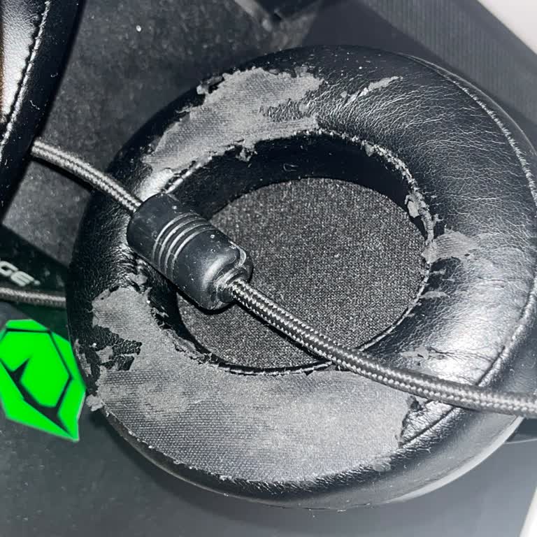 Rampage Kulaklık Pedleri Hızla Dökülüyor, Ücretsiz Değişim Talebi