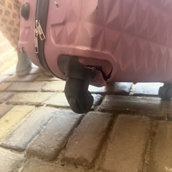 Pegasus İle Seyahatte Valizim Parçalandı Zararım Karşılanmıyor