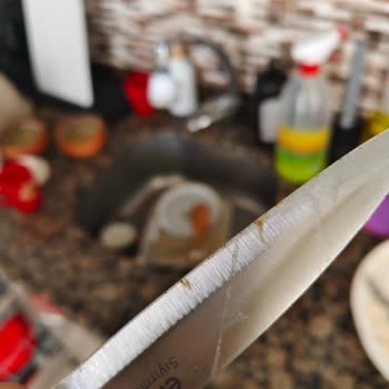 Yeni Alınan Bıçak Setinin Paslanması Ve Körelmesi Nedeniyle Mağduriyet