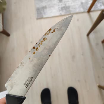 Yeni Alınan Bıçak Setinin Paslanması Ve Körelmesi Nedeniyle Mağduriyet