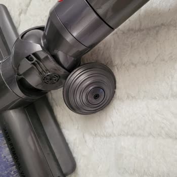 Dyson Süpürge Başlığı Sürekli Düşüyor Garanti Kapsamında Çözüm Alamıyorum