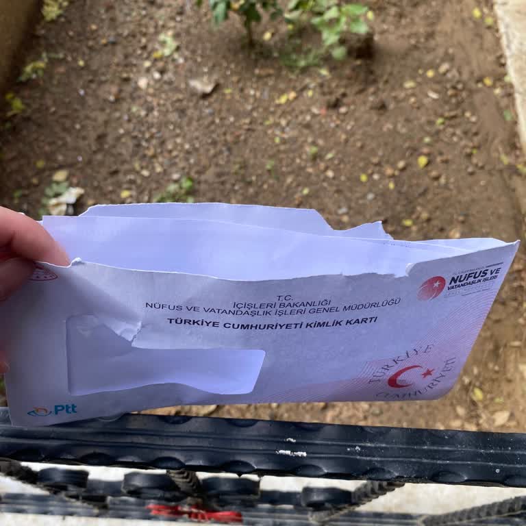 Kimlik Kartım Açık Zarfla Teslim Edildi, Güvenlik İhlali!