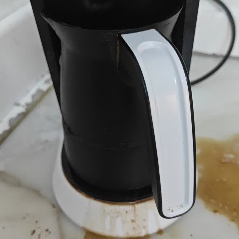 Arnica Köpüklü Pro Sürekli Taşırma Sorunu Ve Çözülmeyen Servis Problemi