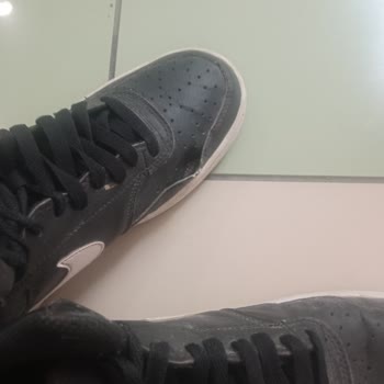 Garantili Ayakkabılarda Üretim Hatası Ve İlgisiz Mağaza Mağduriyeti