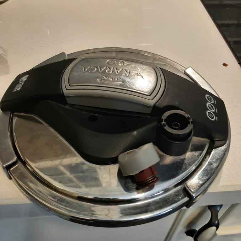 Kırılan Tencere Kapağı İçin Canlı Destek Ve Tamir Yönlendirmesi Alamıyorum