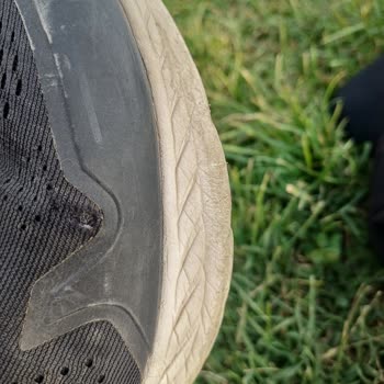 FLO Mağazasından Alınan Ayakkabının Yırtılması Ve Garanti Kapsamında Değişim Talebinin Reddedilmesi