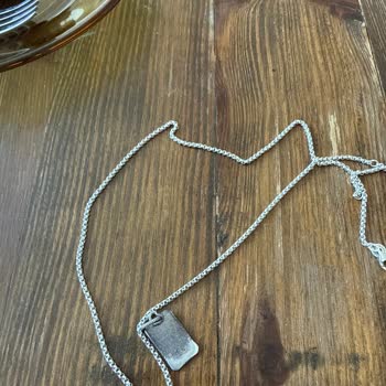 Satın Alınan Kolyenin Kısa Sürede Kararması Ve Mağaza İlgisizliği