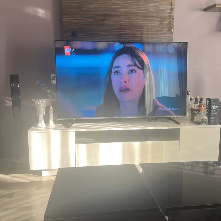 Grundig TV'de Siyah Ve Koyu Renklerde Dalgalanma Pikselleşme Sorunu