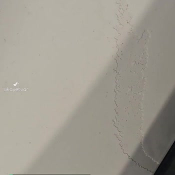 Fiat Araç Kaput Üzerinde Boyanın Vernik Atması