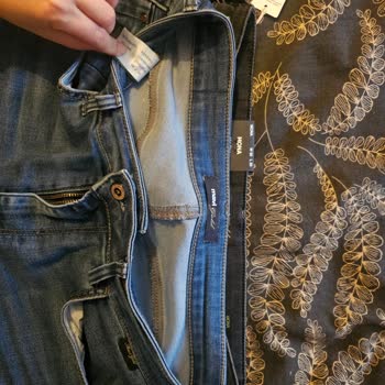 Aynı Model Kot Pantolonda Beden Tutarsızlığı Mağduriyet Yarattı