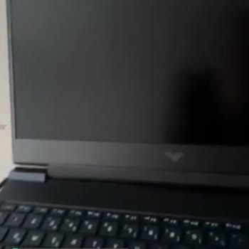 HP Victus 16 Ekran Sorunu!