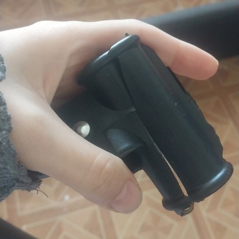 Teslim Edilen Park Yatağının Kırık Çıkması Ve Çözüm Sunulmaması