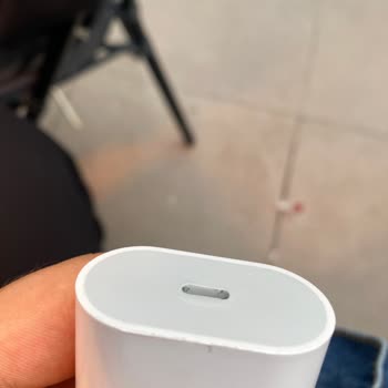 Starbucks Prizinde Şarj Aletim Yandı Telefonum Zarar Gördü