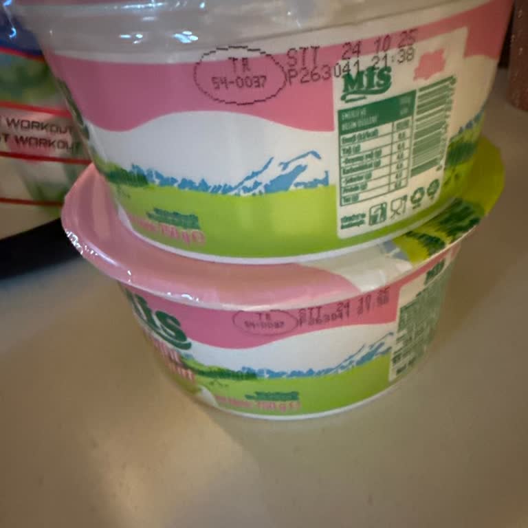 Şok Marketler'den Tarihi Geçmiş Ürün Ve İletişim Sorunu