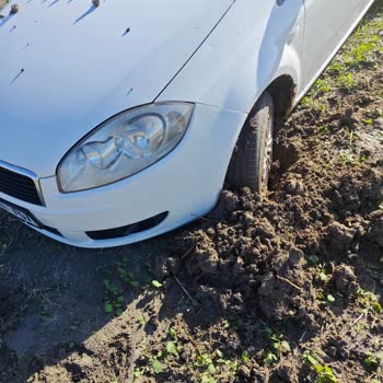 Kasko Yol Yardımı Çamura Saplanan Araca Destek Vermedi, Mağdur Edildim