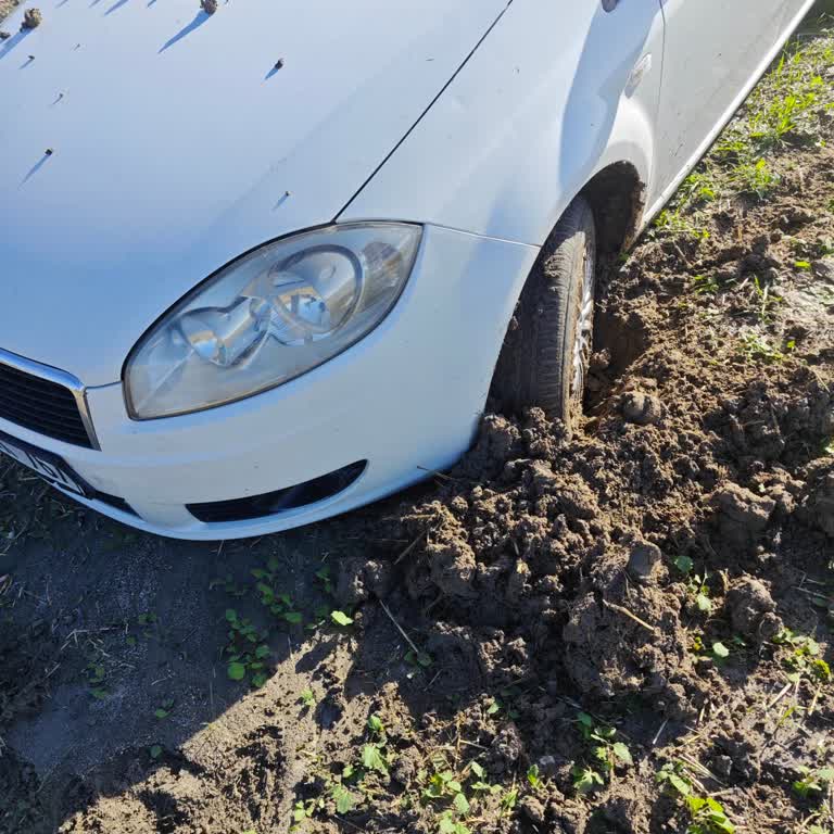 Kasko Yol Yardımı Çamura Saplanan Araca Destek Vermedi, Mağdur Edildim