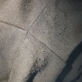 Kısa Sürede Tüylenen Eşofman İçin Çözüm Bekliyorum