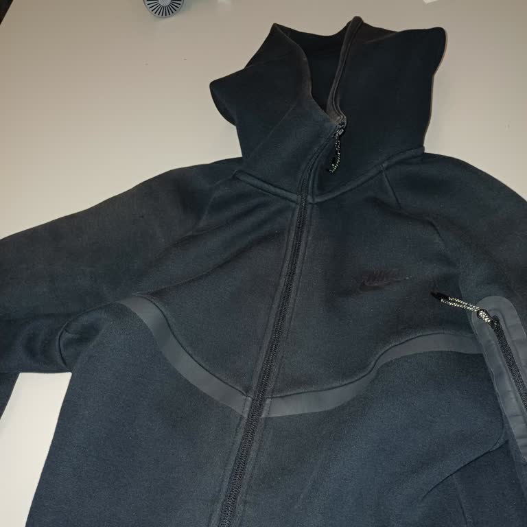 Kısa Sürede Renk Solan Nike Sweatshirt İçin Değişim Talebim Reddedildi
