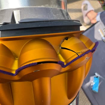 Dyson V15 Motor Gövdesi Kırıldı Garanti Ücretsiz Değişim Talebim Reddedildi
